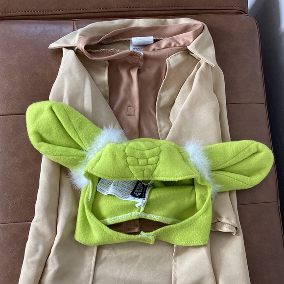 Yoda Pet Costume - Picture 3 of 5